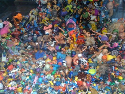 Photo: Chinese toys in Liberty window